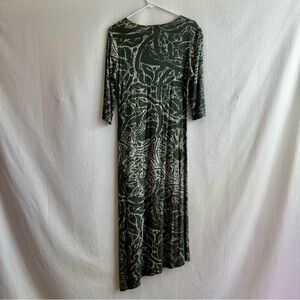 bryn Walker Sydney Women’s Cream Green Dress Size: Sml